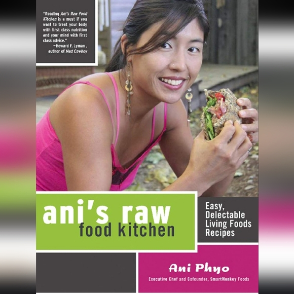 🛍3/$10🛍EUC Ani's Raw Food Kitchen Cookbook - Picture 1 of 1